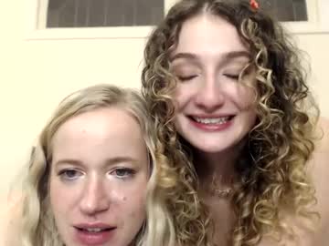 cam couple alisonstorm710 image #4052524