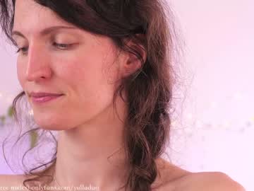 cam girl yulladao image #2769744