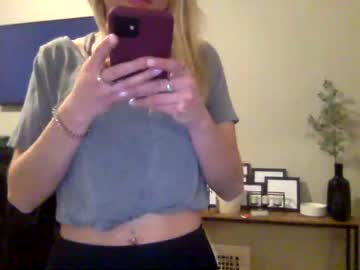 cam girl aleighisbae image #986354