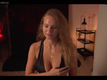 cam girl chillwithkira image #2271283