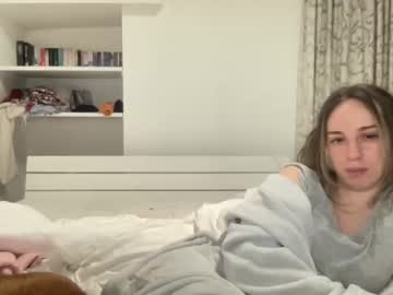 cam girl lilmills image #1058206