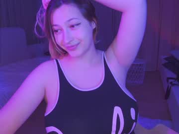 cam girl aveksmr image #2716287