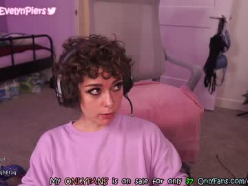 cam girl evelynpiers image #2403040
