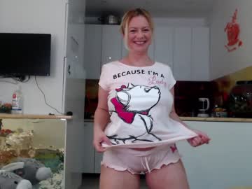 cam girl kiradivine image #1982733