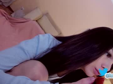 cam girl hollyextra image #2994122