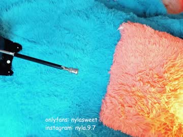 cam girl niilaa image #1948593