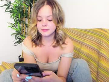 cam girl dianaholiday image #3558953