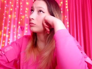 cam girl aveksmr image #3625964