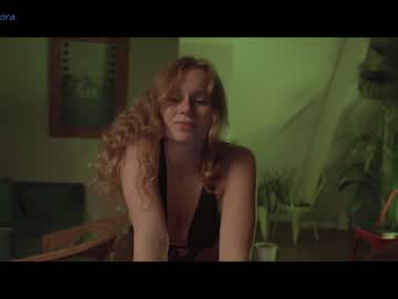 cam girl chillwithkira image #1329792