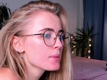 cam girl linellali image #2672104