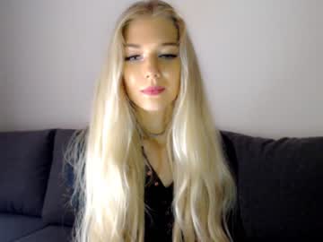 cam girl pervyblonde image #1937442