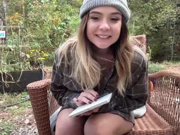 cam girl dontgivethisout image #2879112