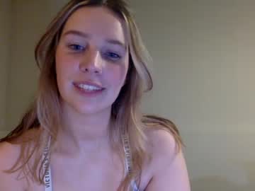 cam girl monicawinter69 image #3263543