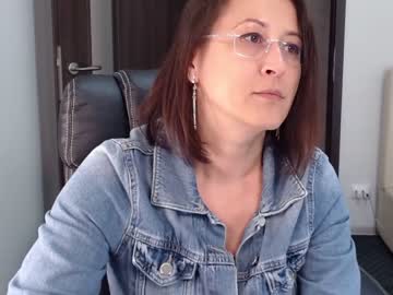 cam girl carmela_fox image #3000601