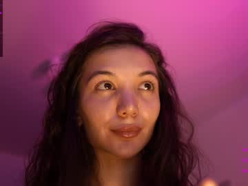 cam girl kronniekray image #1875624