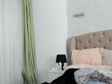 cam girl saradimond image #2548461