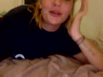 cam girl queen_bee_22 image #3844657