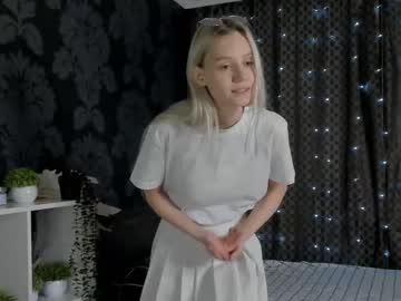 cam girl reynapain image #3960097