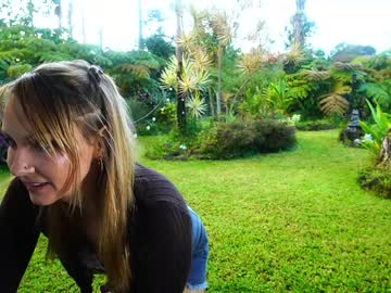 cam girl kaileeshy image #678558