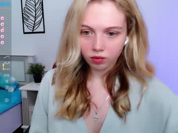cam girl small_blondee image #3766631