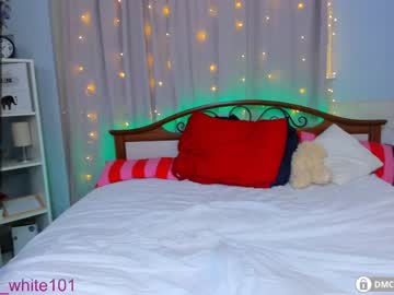 cam girl foxhilary image #1024062