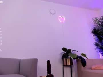 cam girl gigi_ulala image #3850534