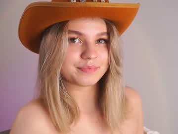 cam girl aryanalarsen image #3942396