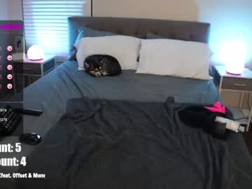 cam girl milavalentinax image #262508