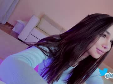 cam girl hollyextra image #3002920