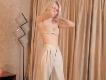 cam girl babyblondea image #3916677