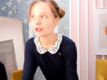 cam girl stay_with_baby image #1652038