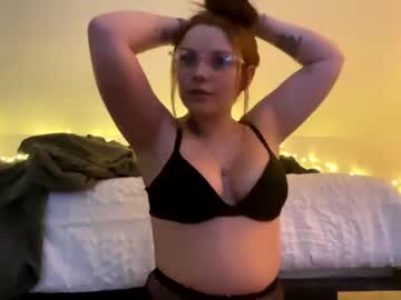 cam girl pr3ttyr0se image #3957636
