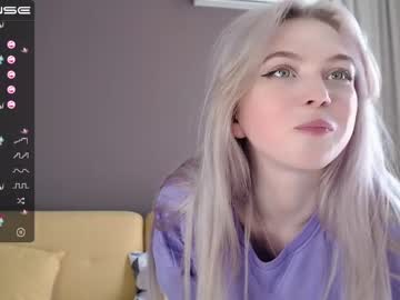 cam girl small_blondee image #1562819