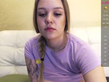 cam girl sofa_bunny image #3723467