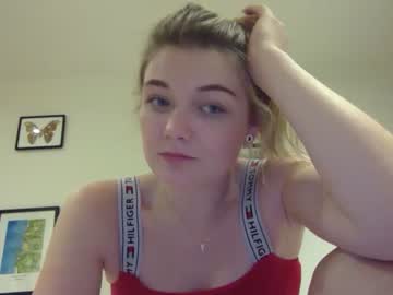 cam girl redroseldn image #3733599