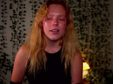 cam girl crimsonxrapture image #298419