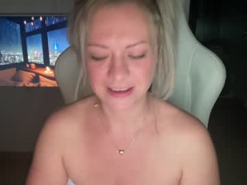 cam girl kiradivine image #2500305
