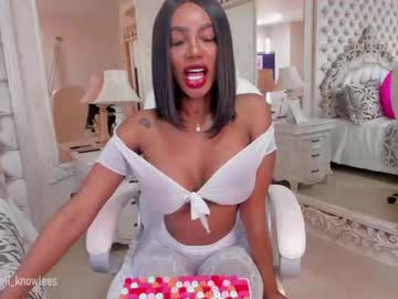 cam girl shantallknowless image #3022280