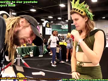 cam couple honeyand_thebear image #2666342