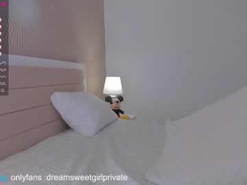 cam girl dreamsweetgirl image #2241390