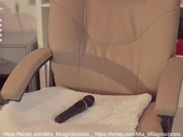 cam girl mia_milagros image #2207590