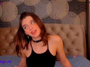 cam girl crystalreves image #579539