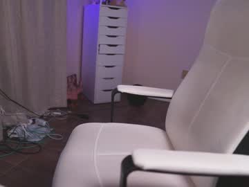 cam girl seranasenpai image #125211