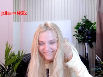 cam girl alien_kitty_ellie image #2376355
