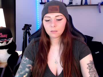 cam girl bigtittedtattedlesbian image #1495444