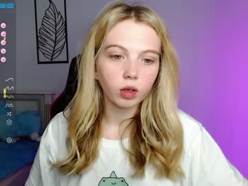 cam girl small_blondee image #3779534
