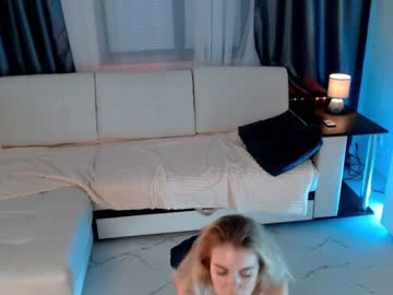 cam girl amourvenenum image #2975908