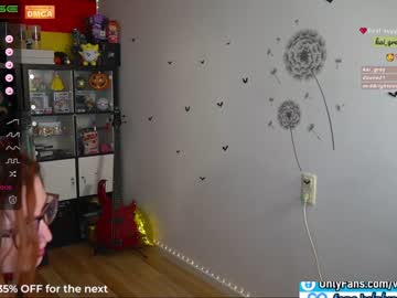 cam girl veronikavonk image #2235925