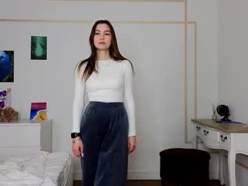 cam girl fannydowlen image #4001398