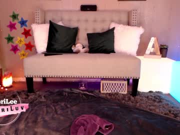 cam girl aubrilee image #836629